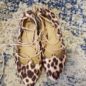 Old Navy Laceup Flats